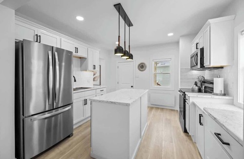 Charlottetown House | Spacious 3 Bdrm Haven - Steps to Downtown Ch'town