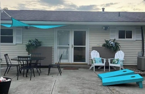 Parkdale House | Spacious 3 bdrm Cincy home