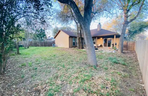 Live Oak House | Spacious 3 BDRM for 9 - SA & NB