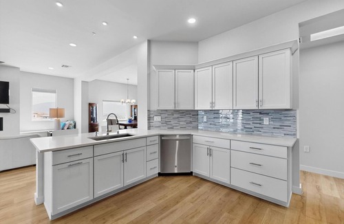 Rio Rancho House | Spacious 3 Bed/2 Bath with open floor plan. Garage included. Small Dogs OK