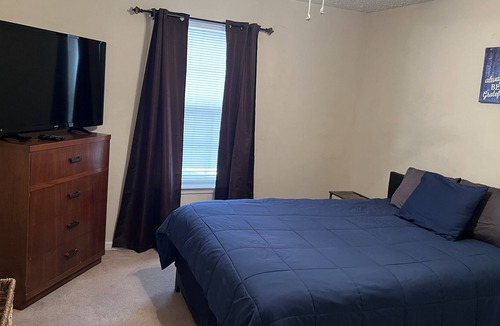 St. Robert House | Spacious 3 Bed and 3 Bath home with basement