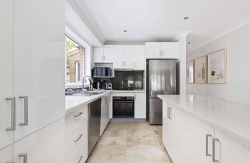 Seaforth Apartment | Spacious 3-Bed Duplex in Leafy Seaforth