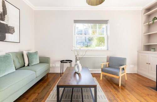 West Putney Apartment | Spacious 3 Bed Flat Putney