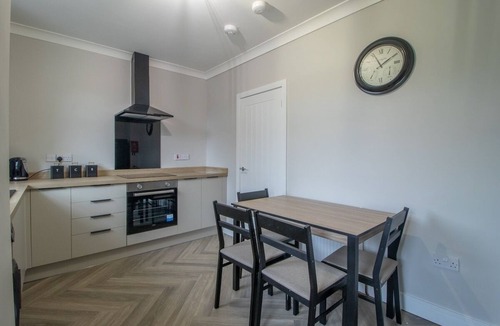 Airdrie House | Spacious 3-Bed Home in Airdrie