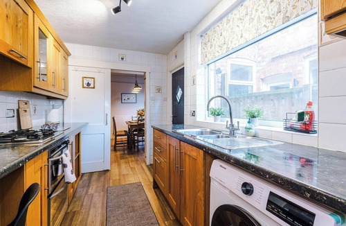 Nantwich House | Spacious 3 Bed, Perfect for Families and Groups!