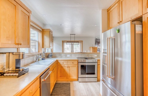 Shorepine Village House | Spacious 3-Bedroom Townhome in Shorepine Community!