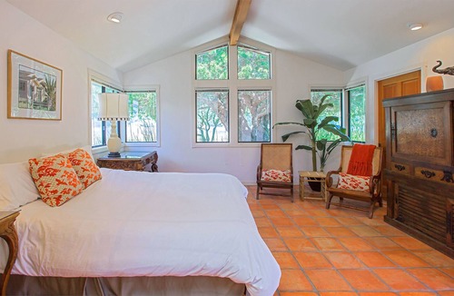 Stinson Beach House | Spacious 3 bedroom home on Seadrift Lagoon