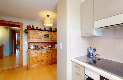 Champfer Apartment | Spacious 3-Bedroom Apartment with Balcony & Mountain Views in Champfèr