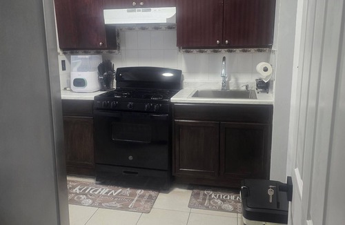 Canarsie Apartment | Spacious 3-bedroom apartment with Split Units for all weather needs!