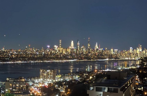 Fort Lee Apartment | Spacious 3-bedroom apartment NYC skyline view/FIFA world cup