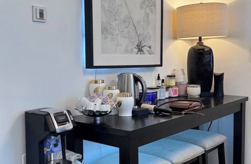 East Harlem Apartment | Spacious 3-bedroom apartment in Manhattan with fired place and Gym