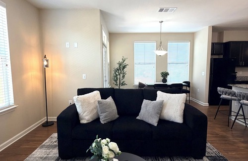 Cypress Apartment | Spacious 3-bedroom apartment in lovely Houston