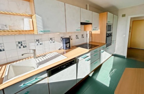 Tours Apartment | Spacious 3-bedroom apartment in Tours Nord near the tramway