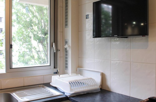 19th Arrondissement Apartment | Spacious 3-Bedroom Apartment with Balcony