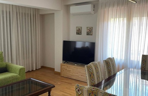 Jaca Apartment | Spacious 3-Bedroom Apartment in Central Jaca with Parking and Modern Amenities