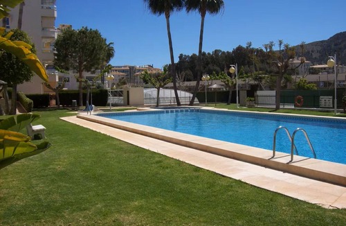 El Albir Apartment | Spacious 3-bedroom apartment with Indoor and outdoor swimming pool.