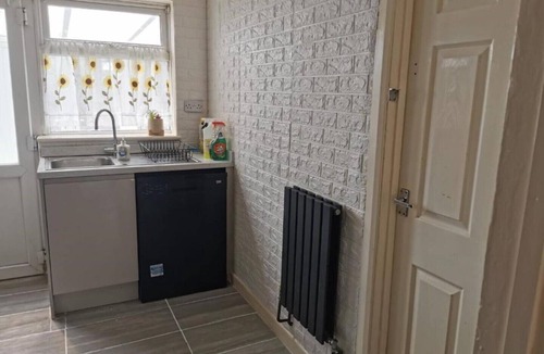 Birmingham House | Spacious 3-bedroom home