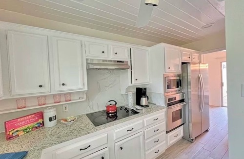 West Arlington House | Spacious 3-Bedroom Home Mins from AT&T Stadium