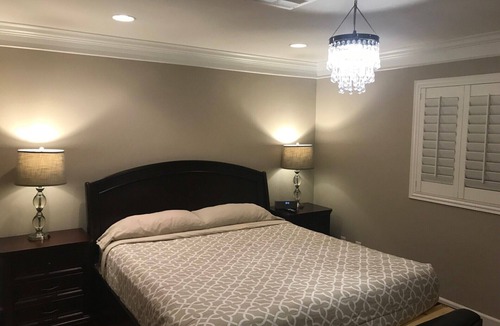 Midland House | Spacious 3-bedroom house in tranquil Midland with AC