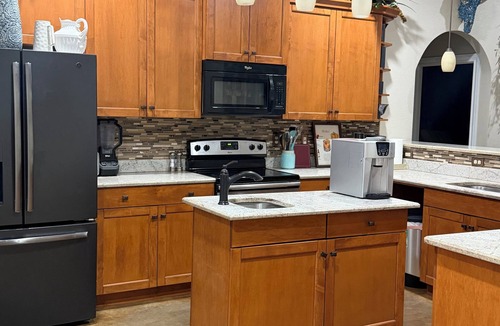 Odessa House | Spacious 3-bedroom townhome in serene Odessa with AC