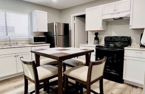 Medical Center District House | Spacious 3 bedroom Home with Backyard