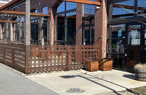 Portland Apartment | Spacious 3 BR in Portland's Libbytown!