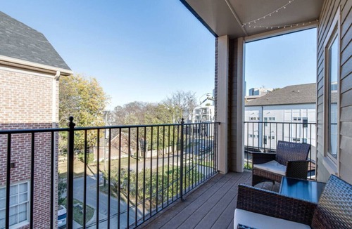 West End Condo | Spacious 3-Floor Condo | Free Covered Parking | Walk to Vanderbilt & West End