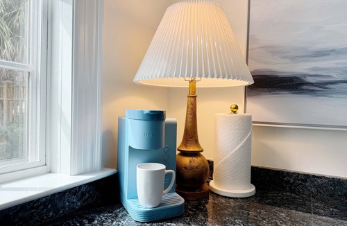 Dixon Park House | Spacious 3-Floor Downtown Retreat - Prime Location