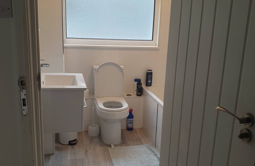 Birchanger House | Spacious 3 bedroom House beside Stansted