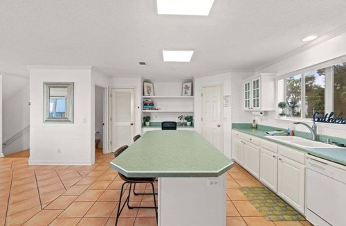 Panama City House | Spacious 3-Story Bayfront Home Perfect for Family Fun & Relaxation