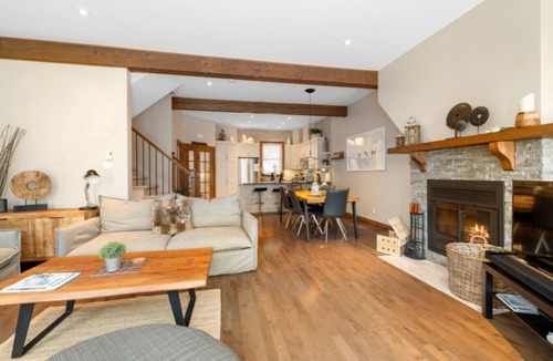 Mont-Tremblant House | Spacious 3-Story Golfside Townhouse with Pool Access – Aiglon 1614