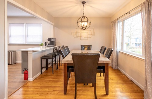 South Orange House | Spacious 3b/2ba Near Train, Pets, Laundry, Parking