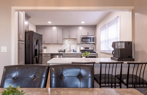 South Orange House | Spacious 3b/2ba Near Train, Pets, Laundry, Parking