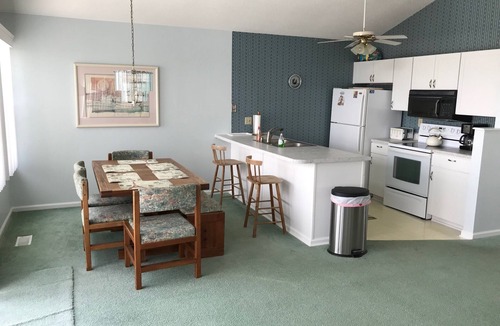 North Topsail Beach House | Spacious 3BR only steps away from the beach