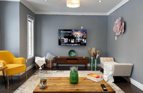 Markham Apartment | Spacious 3BDR Home Central Markham