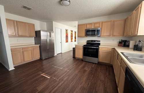 Mesquite House | Spacious 3bed 2bath with game room