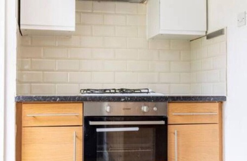 Heston Central House | Spacious 3BHK near Heathrow