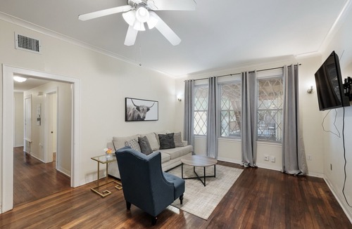 Alta Vista Condo | Spacious 3BR/2BA 1st Floor Apt in Historic Alta Vista, SA, 20% Off! Free Parking