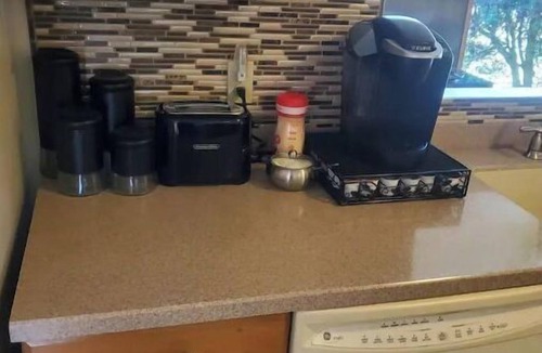Amherst House | Spacious 3BR/2BA 20 min from Niagara Falls & the Buffalo Bills Stadium