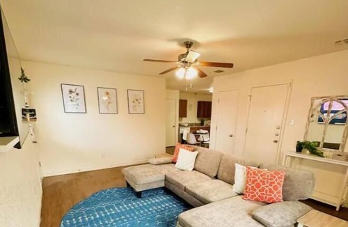 Copperas Cove Apartment | Spacious 3BR 2Bath Duplex- 5min to Fort Hood Clark Gate.