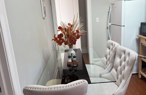 Roselle Apartment | Spacious 3BR 4 Beds Sleeps 8 Near Train Bus 112 Easy NYC Access