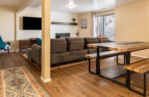 North Salt Lake Apartment | Spacious 3BR Basement Apt | Airport, Work, Ski