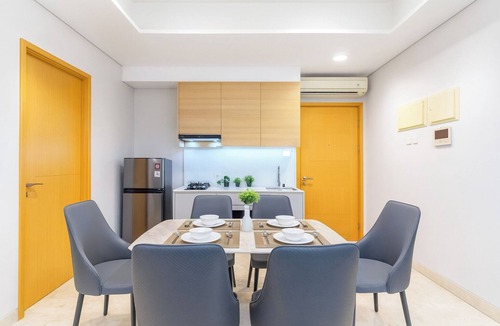 Old Jakarta Apartment | Spacious 3Br For 6 Pax At Capitol Suites Apartment