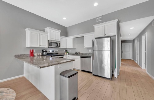Blue Springs House | Spacious 3BR Home w/Garage & In-Unit Laundry, Main-Level Living
