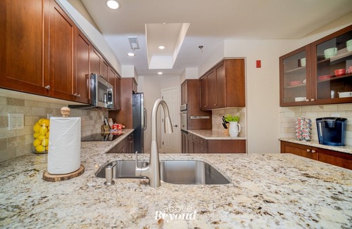 Highland Lake Estates Condo | Spacious 3BR Lakefront Sunset Condo w/Restaurant