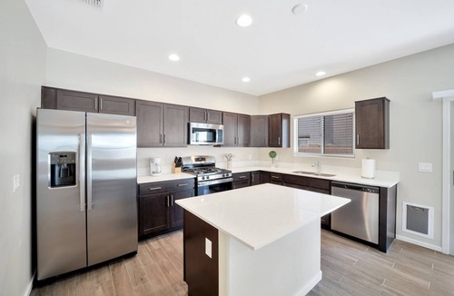 Casas Adobes House | Spacious 3BR/Loft house in marvelous Northwest Tucson with 2 car garage