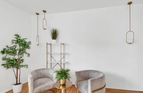 Southeast Yonkers Apartment | Spacious 3BR Luxe Escape near NYC