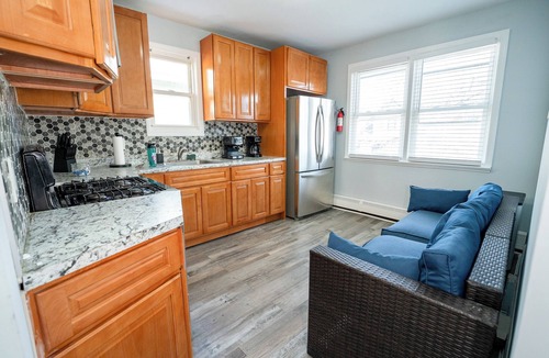 North Bergen House | Spacious 3BR Near NYC+ Free Parking +Stadium 10 Min