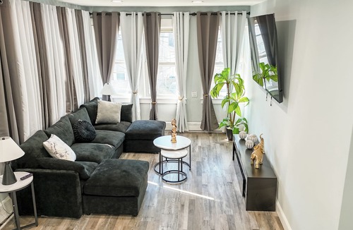 North Bergen House | Spacious 3BR Near NYC+ Free Parking +Stadium 10 Min