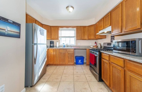 Ironbound District Apartment | ♥ Spacious 3BR Newark Retreat Near NYC, EWR & Free Parking